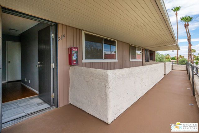 550 N Villa Court 214, Palm Springs, CA 92262