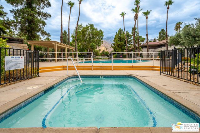 550 N Villa Court 214, Palm Springs, CA 92262
