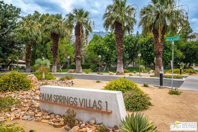 550 N Villa Court 214, Palm Springs, CA 92262