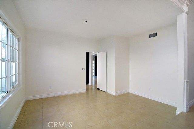 5316 Mecca Avenue, Tarzana (los Angeles), CA 91356