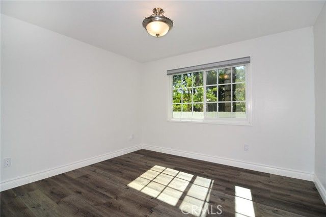 5316 Mecca Avenue, Tarzana (los Angeles), CA 91356