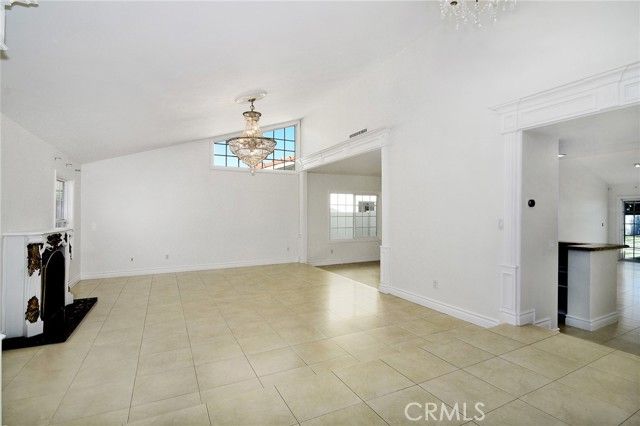 5316 Mecca Avenue, Tarzana (los Angeles), CA 91356