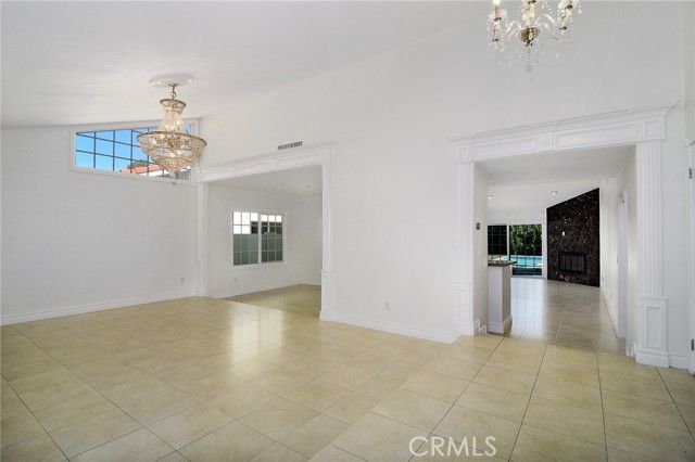 5316 Mecca Avenue, Tarzana (los Angeles), CA 91356