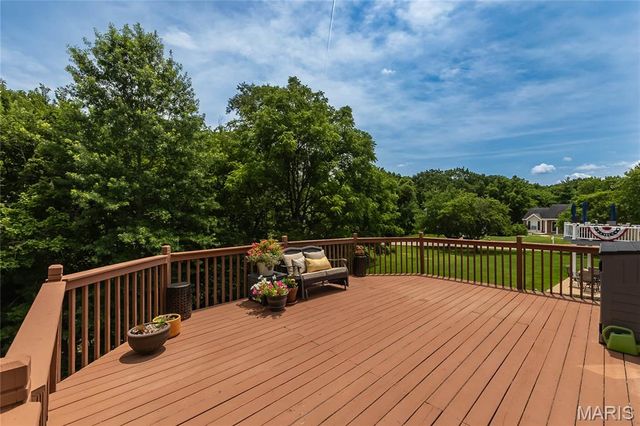 932 Cleta Drive, Ballwin, MO 63021