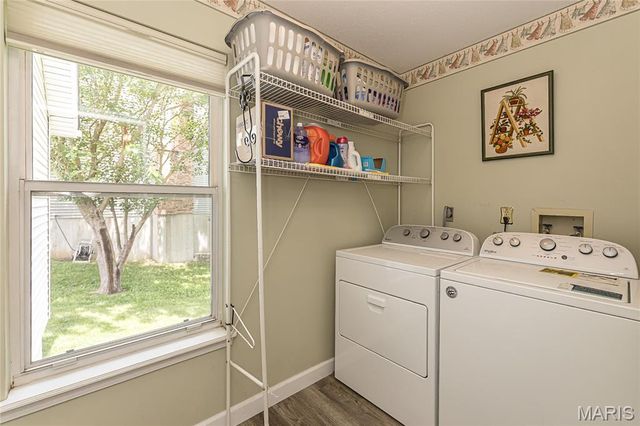 932 Cleta Drive, Ballwin, MO 63021