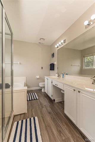 932 Cleta Drive, Ballwin, MO 63021