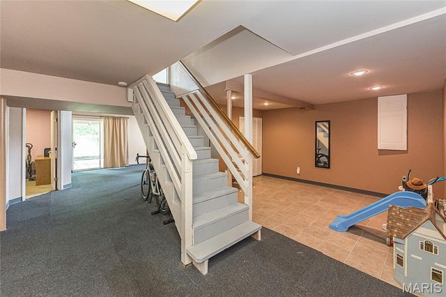 932 Cleta Drive, Ballwin, MO 63021