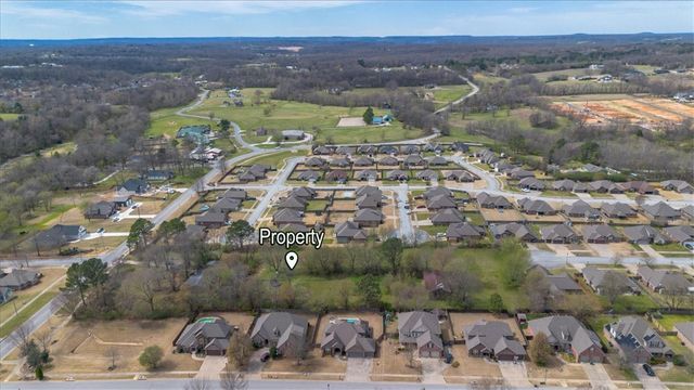 4450 W Mount Comfort Road, Fayetteville, AR 72704