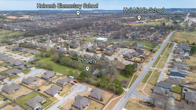 4450 W Mount Comfort Road, Fayetteville, AR 72704