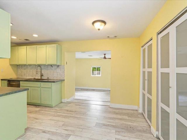 5533 Clark Ave, Carmichael, CA 95608