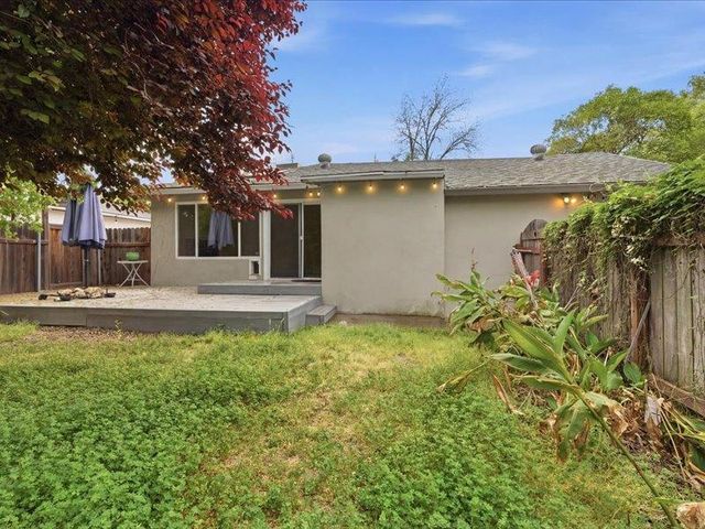 5533 Clark Ave, Carmichael, CA 95608