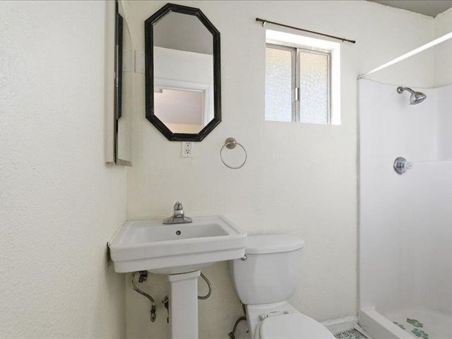 5533 Clark Ave, Carmichael, CA 95608