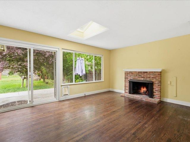 5533 Clark Ave, Carmichael, CA 95608