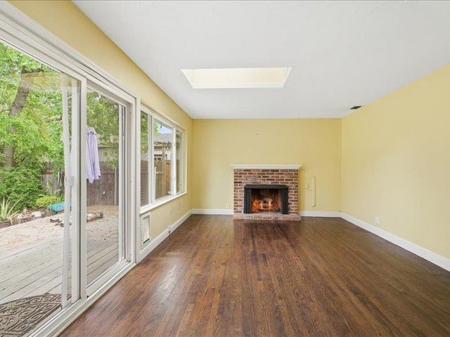 5533 Clark Ave, Carmichael, CA 95608