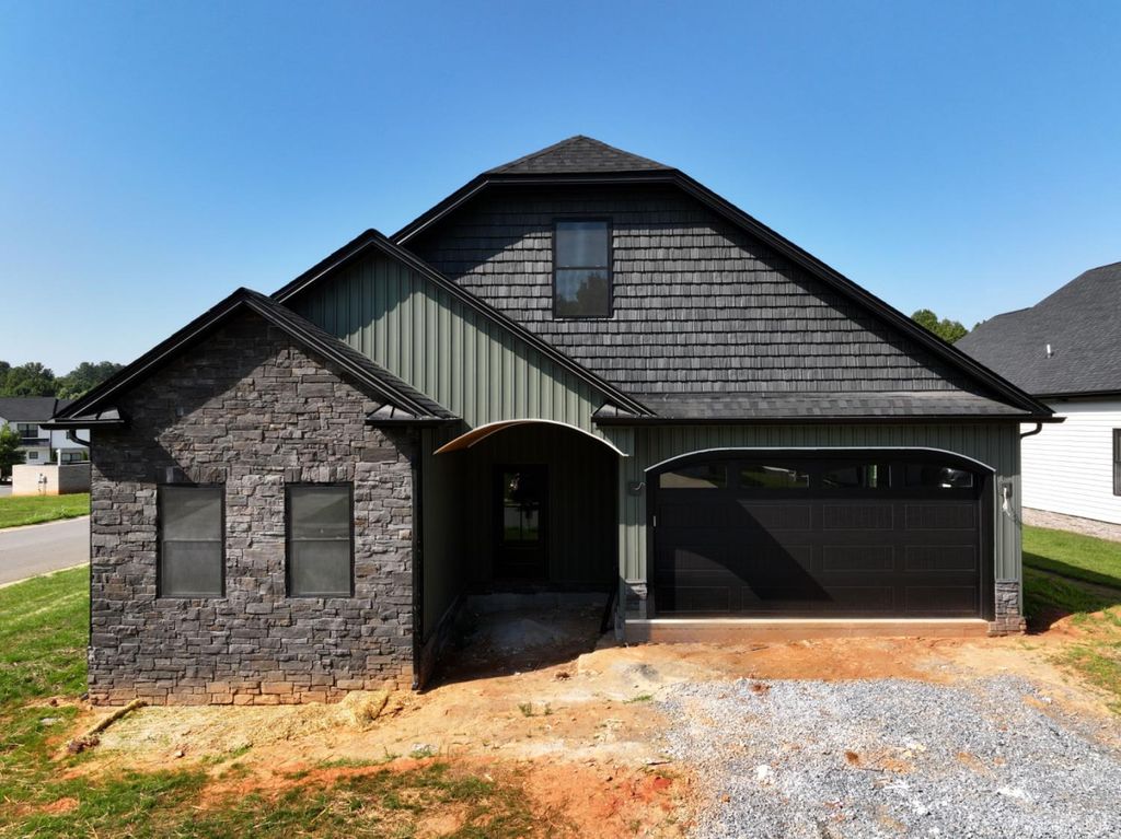 1235 Stoney Ridge Blvd, Forest, VA 24551