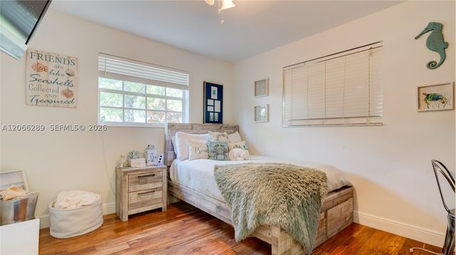 8340 SW 163rd St, Palmetto Bay, FL 33157