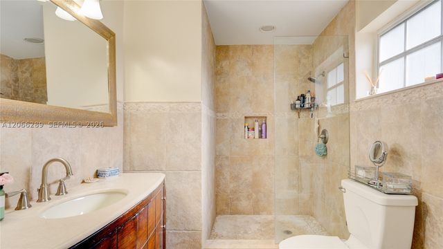 8340 SW 163rd St, Palmetto Bay, FL 33157