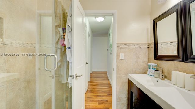 8340 SW 163rd St, Palmetto Bay, FL 33157