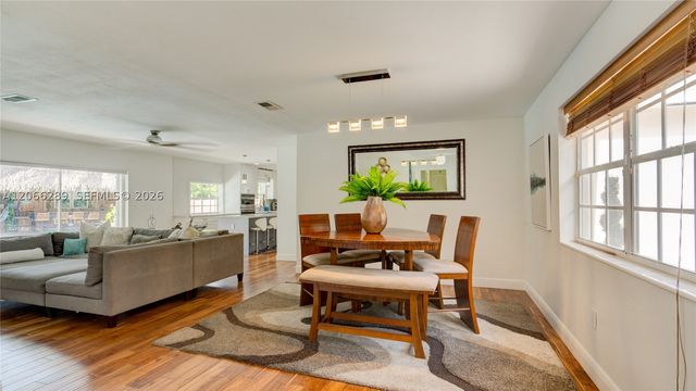 8340 SW 163rd St, Palmetto Bay, FL 33157