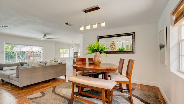 8340 SW 163rd St, Palmetto Bay, FL 33157