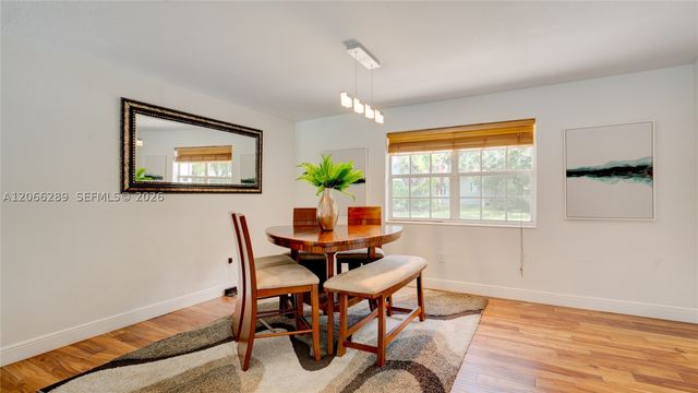 8340 SW 163rd St, Palmetto Bay, FL 33157