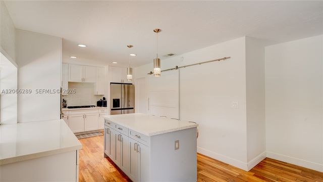 8340 SW 163rd St, Palmetto Bay, FL 33157
