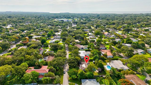 8340 SW 163rd St, Palmetto Bay, FL 33157