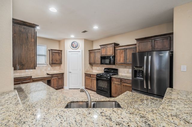 7257 Tin Star Drive, Fort Worth, TX 76179