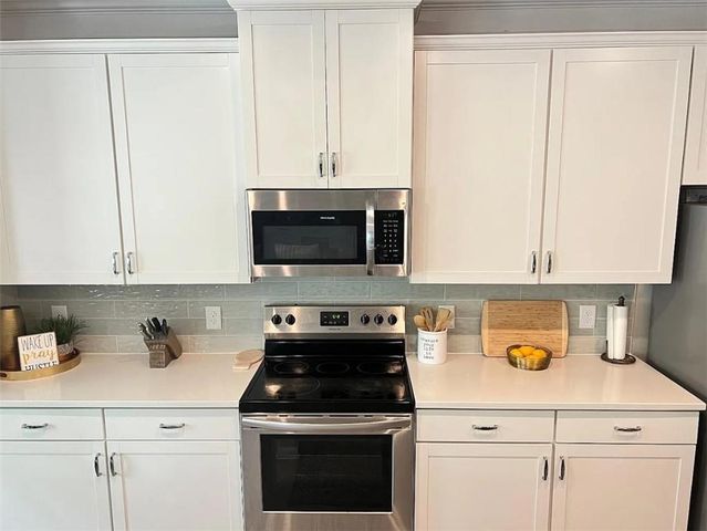 5290 Burrus Lane SW, Mableton, GA 30126