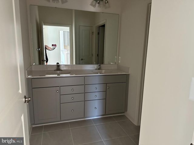 304 BUCKEYE CIR, La Plata, MD 20646