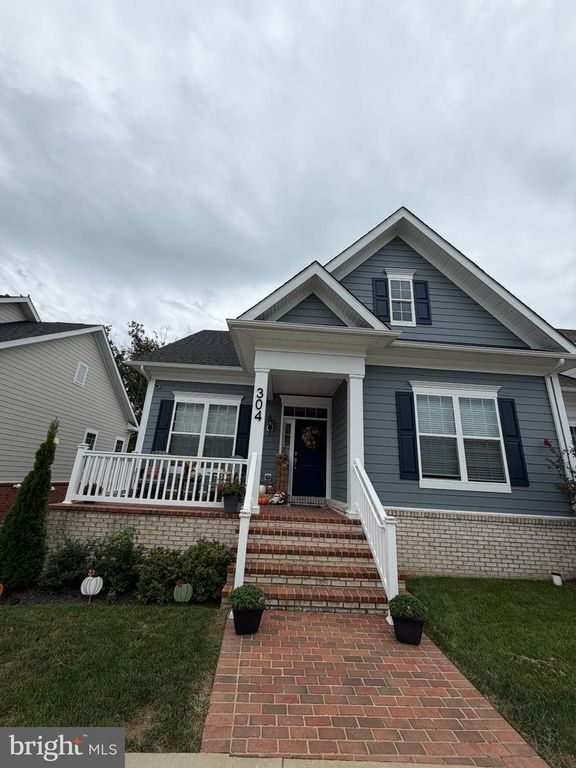 304 BUCKEYE CIR, La Plata, MD 20646