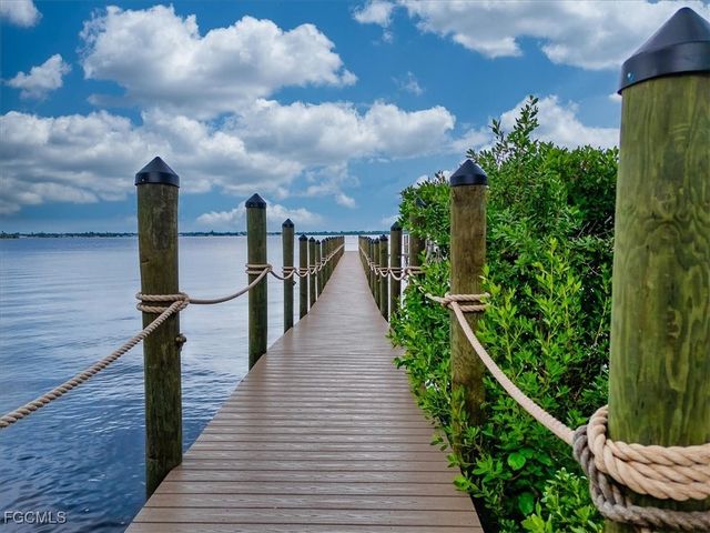 2885 Palm Beach BLVD 308, Fort Myers, FL 33916