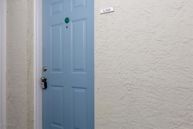 2885 Palm Beach BLVD 308, Fort Myers, FL 33916