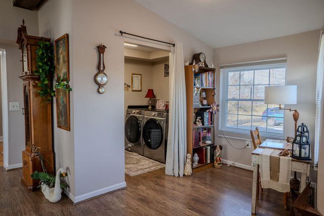 10405 E KY-52, Paint Lick, KY 40461