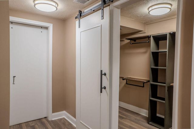 10405 E KY-52, Paint Lick, KY 40461