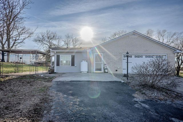 10405 E KY-52, Paint Lick, KY 40461