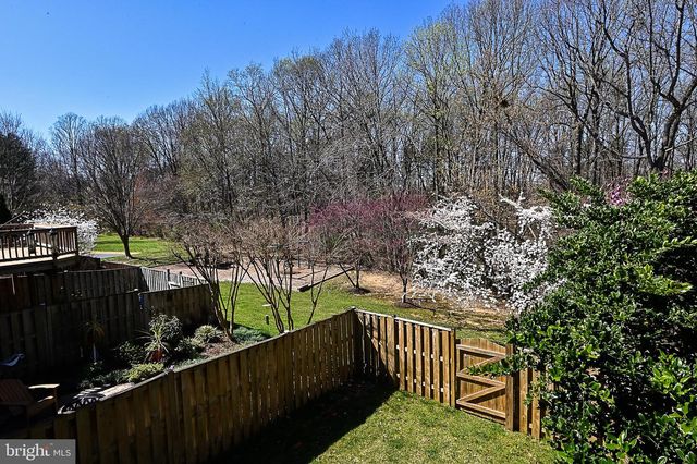 7415 GILLINGHAM ROW, Alexandria, VA 22315