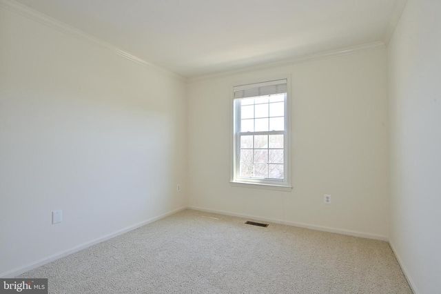 7415 GILLINGHAM ROW, Alexandria, VA 22315