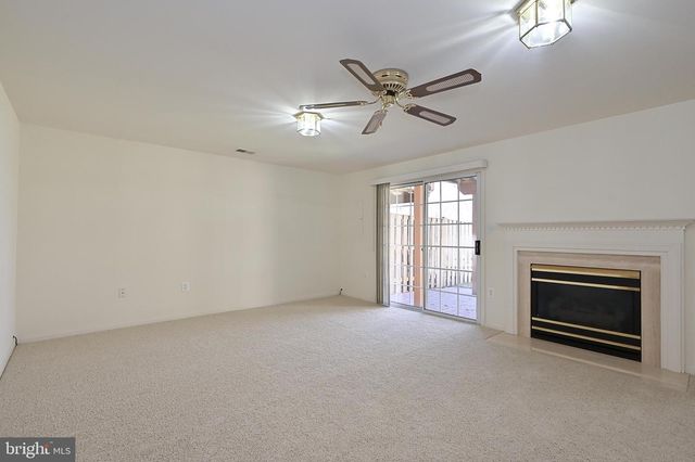 7415 GILLINGHAM ROW, Alexandria, VA 22315