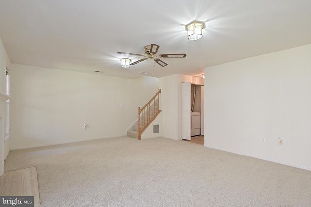 7415 GILLINGHAM ROW, Alexandria, VA 22315