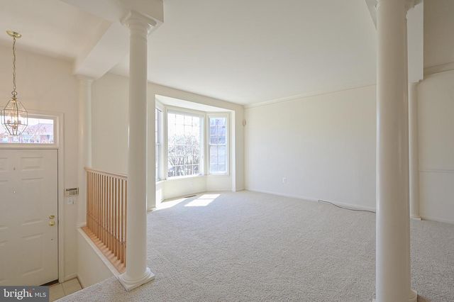 7415 GILLINGHAM ROW, Alexandria, VA 22315