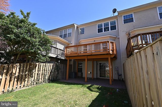 7415 GILLINGHAM ROW, Alexandria, VA 22315