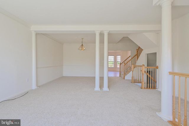 7415 GILLINGHAM ROW, Alexandria, VA 22315