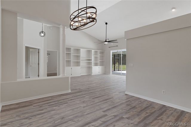 1852 W Ivorywood Drive, Beverly Hills, FL 34465
