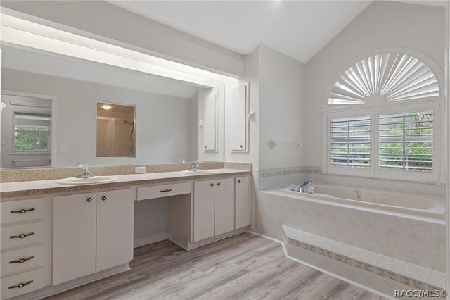1852 W Ivorywood Drive, Beverly Hills, FL 34465