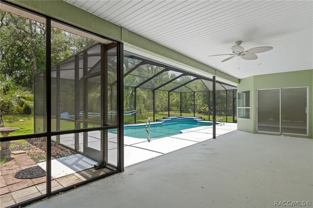 1852 W Ivorywood Drive, Beverly Hills, FL 34465