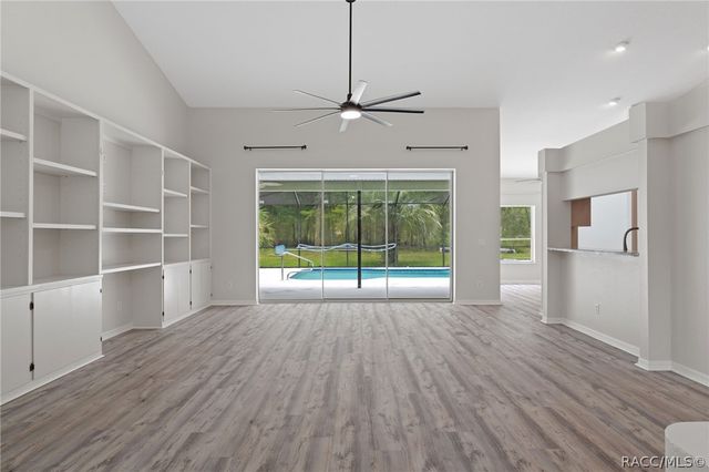 1852 W Ivorywood Drive, Beverly Hills, FL 34465