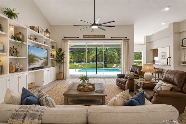 1852 W Ivorywood Drive, Beverly Hills, FL 34465