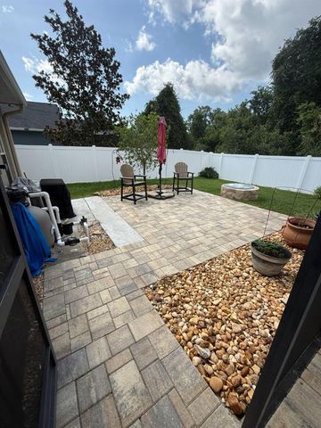12603 ROSELAND DRIVE, New Port Richey, FL 34654