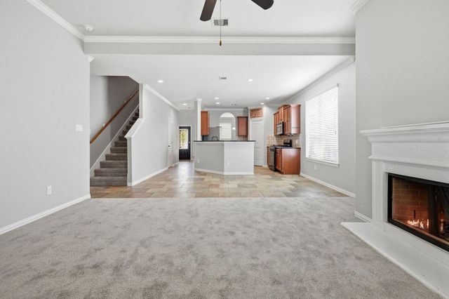 7 Maple Mill Court, Conroe, TX 77301